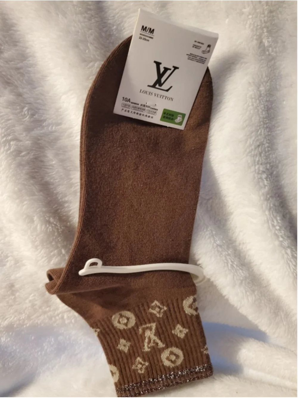 Treat yourself to a little sparkle 🧦💫Cozy, cute + sparkly socks ✨ Women’s 7–9